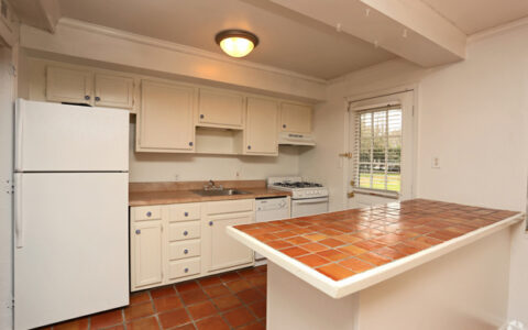 roswell-court-photo-7